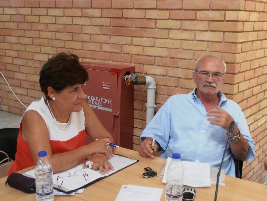 "Τροχιοδεικτικές" πολιτικές βολές στην πρώτη συνεδρίαση του Δημοτικού Συμβουλίου Χαϊδαρίου 2 "Τροχιοδεικτικές" πολιτικές βολές στην πρώτη συνεδρίαση του Δημοτικού Συμβουλίου Χαϊδαρίου 1