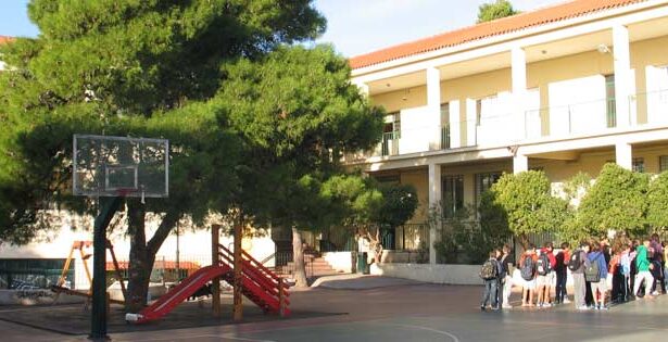 "Δεν πρόκειται για αιτήματα κάποιου μαγαζιού αλλά ενός Σχολείου που στεγάζει 273 παιδιά" 35