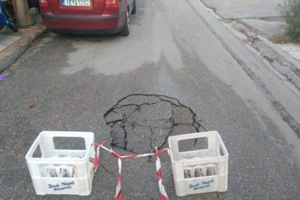 Βούλιαξε ο δρόμος - Στο βρόντο τα τηλέφωνα στην ΕΥΔΑΠ 15