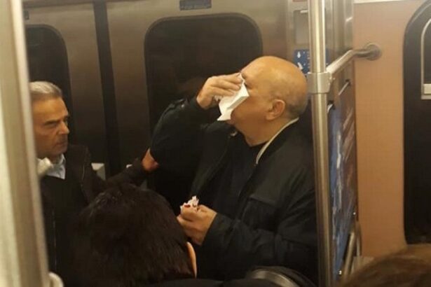 Μετρό, μπουνιά, αγκωνιά, μπινελίκι 23