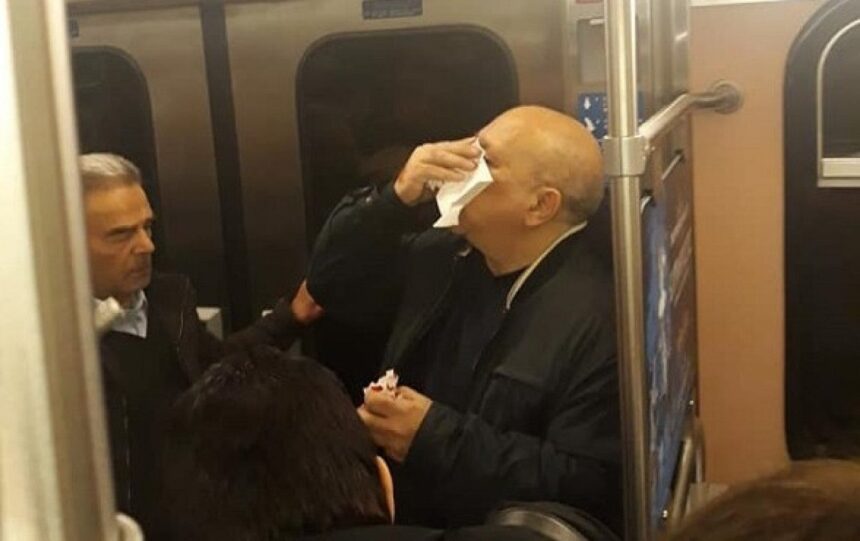 Μετρό, μπουνιά, αγκωνιά, μπινελίκι 2 Μετρό, μπουνιά, αγκωνιά, μπινελίκι 1