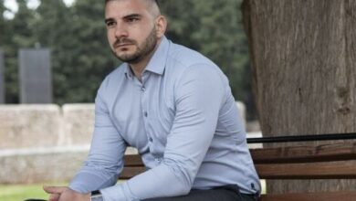 Ο υπαστυνόμος Μιχάλης Λώλης περί "αποκτήνωσης της νομιμότητας" 23