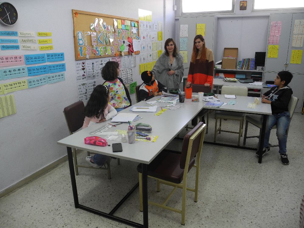Σε ένα σχολείο στο Χαϊδάρι, όπου κάνουν μάθημα ελληνόπουλα και προσφυγάκια... 3