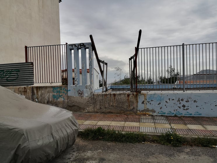 "Ρημάδι", παρατημένο στην τύχη του και τώρα εστία αντικοινωνικών συμπεριφορών 4 "Ρημάδι", παρατημένο στην τύχη του και τώρα εστία αντικοινωνικών συμπεριφορών 3