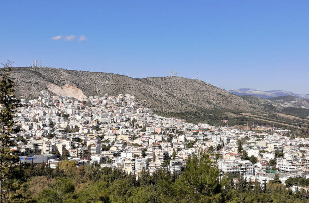 "Σημάδεψαν την πόρτα του σπιτιού μου" 11