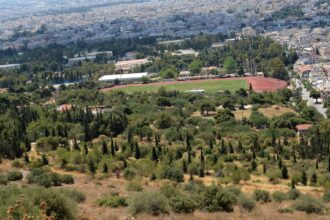 Ο Στρατός παίρνει πίσω για χτίσιμο το Πάρκο Θεαθήναι 21