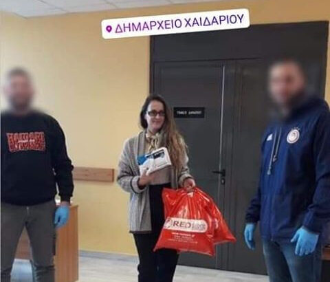 Κορωνοϊός: Η Θύρα 7 δώρισε μάσκες στον Δήμο Χαϊδαρίου 3