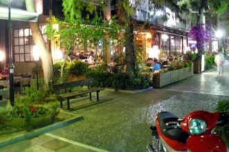 Χαϊδάρι: Τικ Τόκερ "τα πήρε" σε περίπτερο της Καραϊσκάκη - Η σκληρή αλήθεια 25