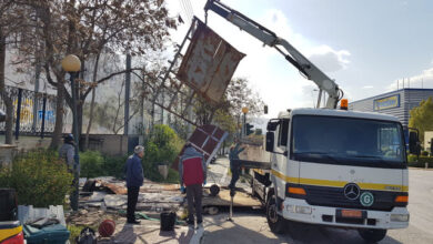 Ξηλώθηκαν οι κλειστές καντίνες από τα πεζοδρόμια 32