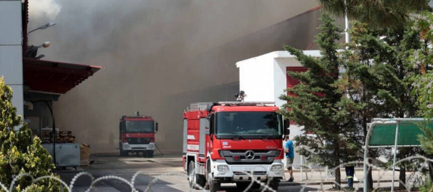 Μεγάλη πυρκαγιά σε εργοστάσιο στον Ασπρόπυργο 1