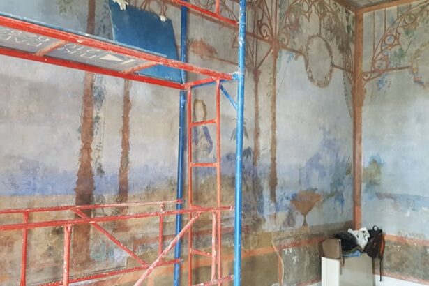Εργασίες για την προστασία των πολύτιμων τοιχογραφιών στο κτίριο Ν. Γύζης 15