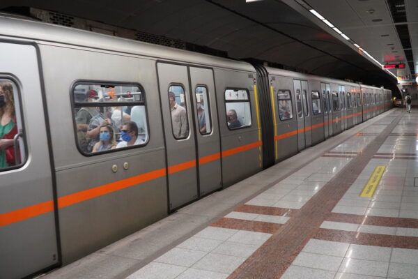 Επίσκεψη του Βαγγέλη Ντηνιακού στον Σταθμό Αγία Μαρίνα 4 Επίσκεψη του Βαγγέλη Ντηνιακού στον Σταθμό Αγία Μαρίνα 3