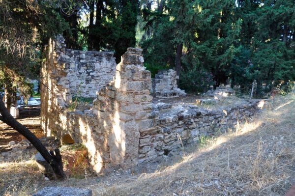 Μια χιλιόχρονη βυζαντινή εκκλησία στο Χαϊδάρι 4 Μια χιλιόχρονη βυζαντινή εκκλησία στο Χαϊδάρι 3