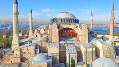 "Πρέπει να σταματήσουμε να είμαστε τόσο ευάλωτοι στην προπαγάνδα" 5