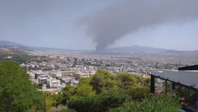 Περιφέρεια Αττικής: Σχετικά με την ατμοσφαιρική ρύπανση στο Χαϊδάρι, λόγω της φωτιάς στο εργοστάσιο ανακύκλωσης 9