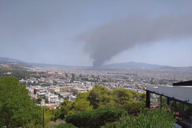 Περιφέρεια Αττικής: Σχετικά με την ατμοσφαιρική ρύπανση στο Χαϊδάρι, λόγω της φωτιάς στο εργοστάσιο ανακύκλωσης 19