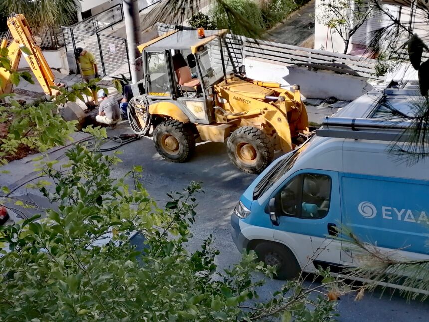 Η αγανάκτηση ξεχύλισε στο Άνω Δάσος 2 Η αγανάκτηση ξεχύλισε στο Άνω Δάσος 1