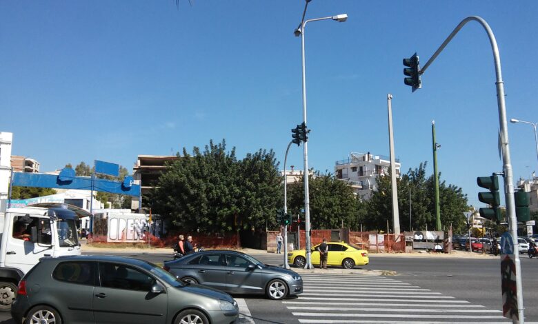 Μπορείς να περάσεις το βράδυ από εκεί μέσα; 2 Μπορείς να περάσεις το βράδυ από εκεί μέσα; 1