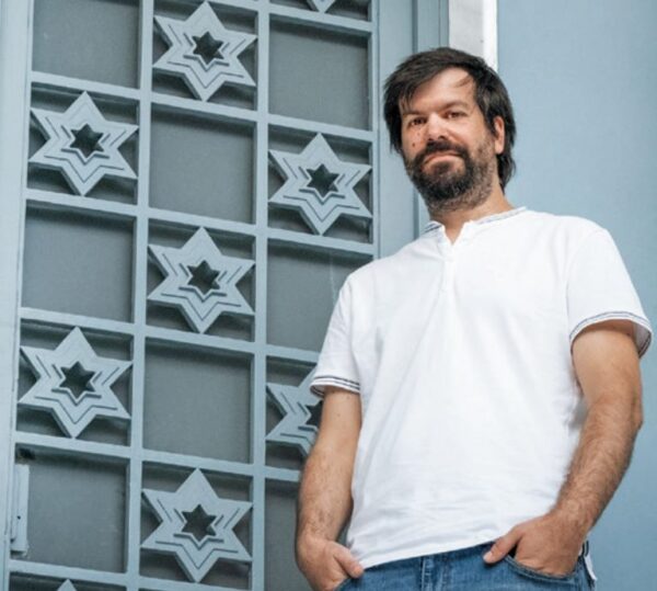 Ο Δρ. Ν. Καρνέσης στην επιστημονική ομάδα της διαστημικής αποστολής LISA 4 Ο Δρ. Ν. Καρνέσης στην επιστημονική ομάδα της διαστημικής αποστολής LISA 3