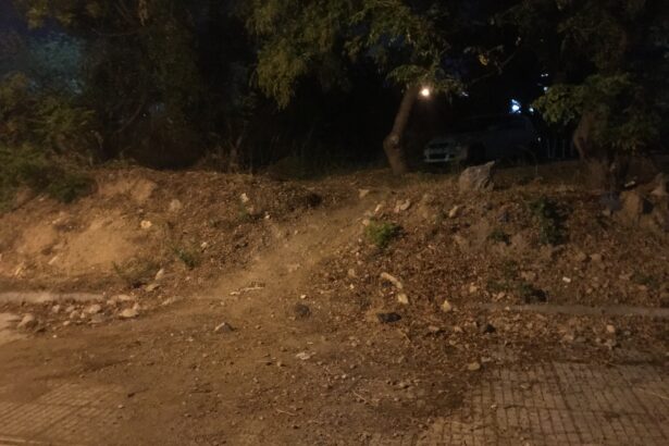 Το επίμαχο πεζοδρόμιο ανήκει στον Δήμο Αιγάλεω 39