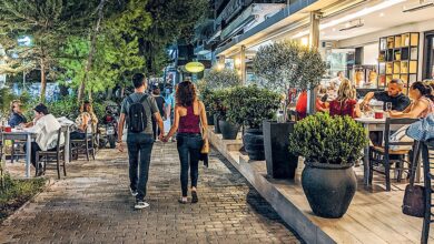 Μαγαζάτορες για τα νέα μέτρα: "Πετάνε πάλι την καυτή πατάτα στα χέρια μας" 36