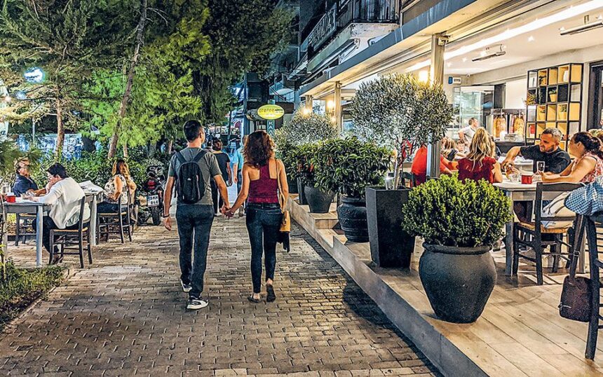 Μαγαζάτορες για τα νέα μέτρα: "Πετάνε πάλι την καυτή πατάτα στα χέρια μας" 1