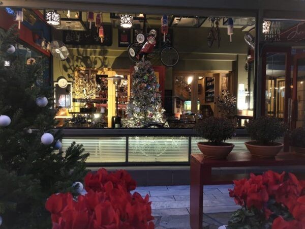 Γραμματόσημο cafe: Γιορτινό, κατάφορτο και εκλεκτικό! 27