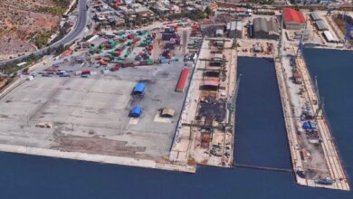 Ακτή Σκαραμαγκά: Πεντάωρο Δημοτικό Συμβούλιο με... ουρά 40
