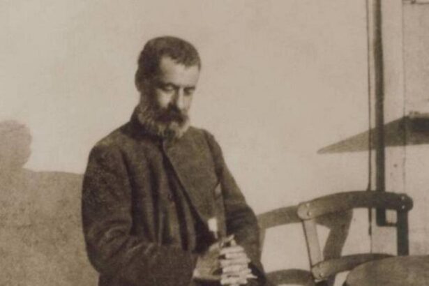 Όταν ο Αλέξανδρος Παπαδιαμάντης πήγε να παραδώσει ένα χριστουγεννιάτικο διήγημα στην "Ακρόπολις" 15