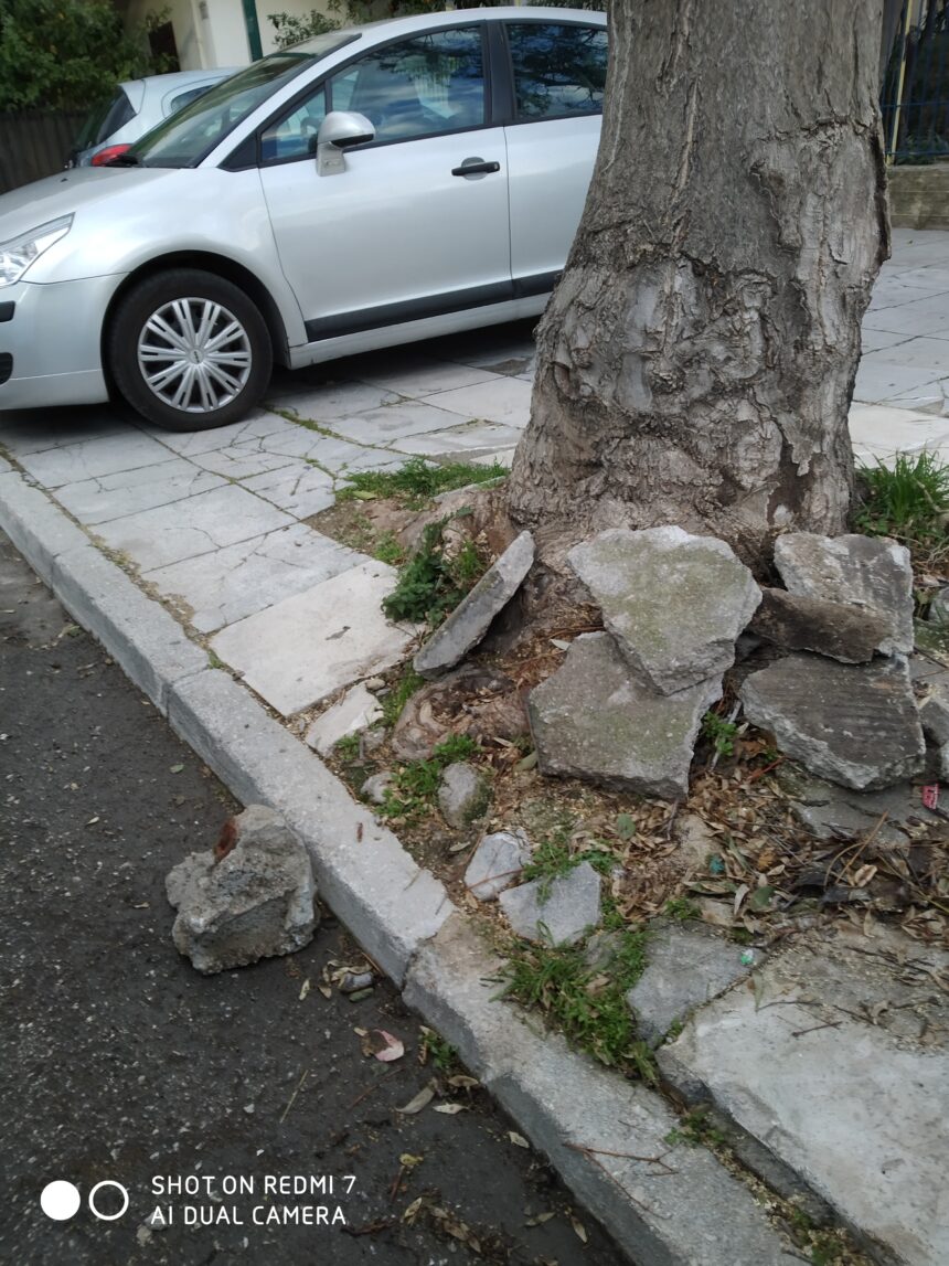 "Τραυματίστηκα ενώ πήγαινα την εγγονή μου στο σχολείο" 1