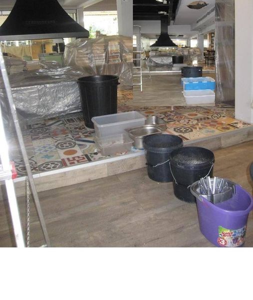 "Ένα παιδί μετράει τ' άστρα", κάτω από την τρύπια στέγη τής Δημοτικής Βιβλιοθήκης 4 "Ένα παιδί μετράει τ' άστρα", κάτω από την τρύπια στέγη τής Δημοτικής Βιβλιοθήκης 3