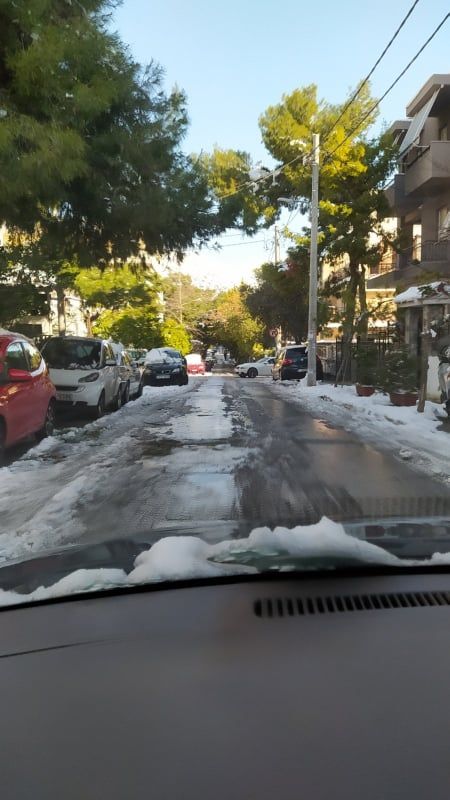 Προσοχή στα πεζοδρόμια! 7