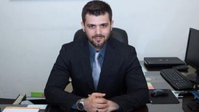 Ο Τάσος Μαστροκωστόπουλος διαψεύδει ότι φεύγει η Κορίνα Πολίτη 27