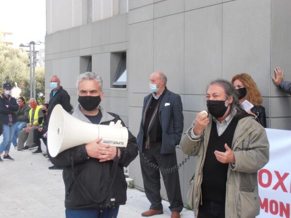 Συγκέντρωση διαμαρτυρίας στο Δημαρχείο, ο δήμαρχος ήταν αλλού 18 Συγκέντρωση διαμαρτυρίας στο Δημαρχείο, ο δήμαρχος ήταν αλλού 17