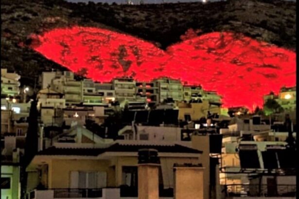 ΑΠΕ-ΜΠΕ: Στις 14 Φεβρουαρίου φωτίζεται η "μεγαλύτερη καρδιά της Ευρώπης" 31