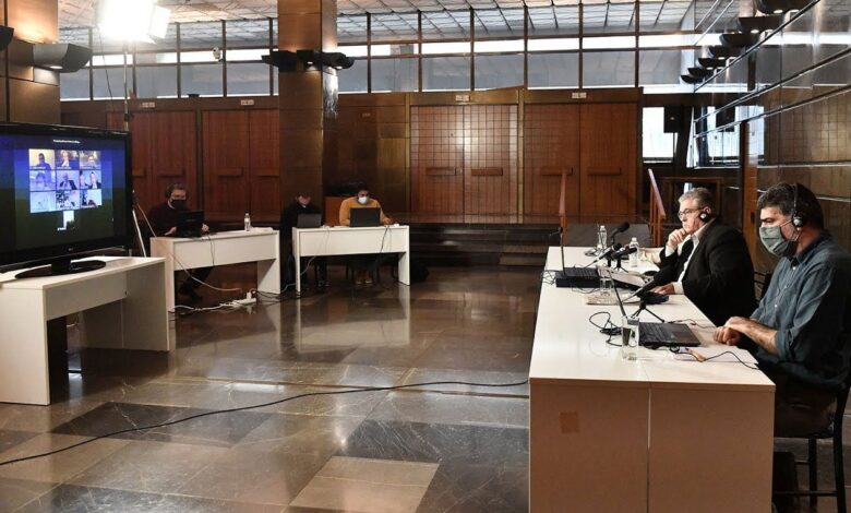 Τηλεδιάσκεψη Κουτσούμπα με αυτοαπασχολούμενους της Δυτικής Αθήνας - Τι είπαν οι Χαϊδαριώτες εκπρόσωποι 2 Τηλεδιάσκεψη Κουτσούμπα με αυτοαπασχολούμενους της Δυτικής Αθήνας - Τι είπαν οι Χαϊδαριώτες εκπρόσωποι 1