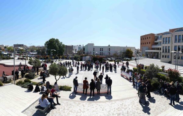 "Αν η κυβέρνηση είχε ακούσει τη φωνή μας, δεν θα υπήρχε το σημερινό αδιέξοδο" 4 "Αν η κυβέρνηση είχε ακούσει τη φωνή μας, δεν θα υπήρχε το σημερινό αδιέξοδο" 3