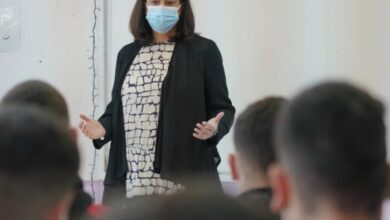 Ένωση Γονέων: Η Κεραμέως στο Χαϊδάρι, με τα ψεύτικα τα λόγια τα μεγάλα... 58