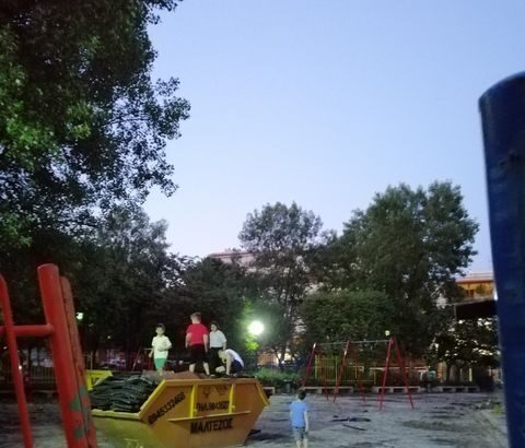 "Ξέφραγο αμπέλι" ο χώρος εργασιών παιδικής χαράς 3