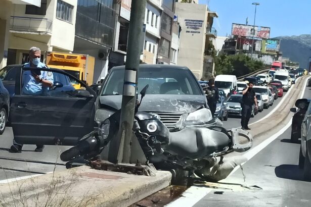 Σφοδρή σύγκρουση στη Λ. Αθηνών - Ως πότε θα το θεωρούμε "ατύχημα"; 11