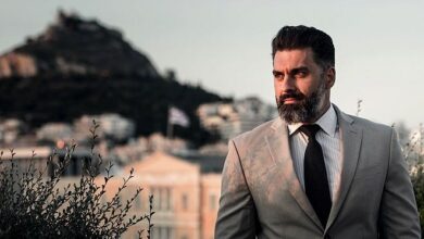 "Συγκοινωνούντα δοχεία νεοφιλελευθερισμός και νεοσυντηρητισμός" 25