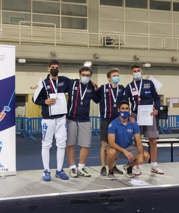 Δυο αδέλφια, 4 μετάλλια! Μεγάλη διάκριση για Χαϊδαριώτες αθλητές 7