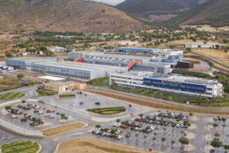 Παπαστράτος