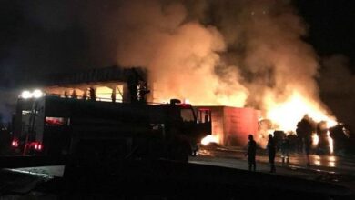 Νυχτερινή ανησυχία από μυρωδιά καπνού - Πυρκαγιά σε εργοστάσιο ανακύκλωσης 19