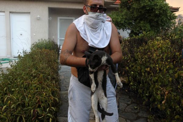 Απλά ευχαριστούμε - "Πρόσωπα χαμένα στον καπνό" 3