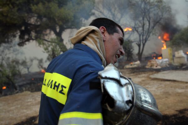 Απλά ευχαριστούμε - "Πρόσωπα χαμένα στον καπνό" 15