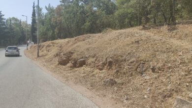 Καθαρίζεται η μικρή χωματερή του δρόμου του Μικρού Σχιστού 3