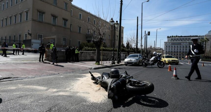Δίωξη στον οδηγό του οχήματος της Ντόρας Μπακογιάννη που σκότωσε τον Ιάσονα 1