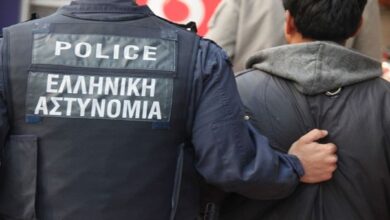 Πακιστανός κυκλοφορούσε με πλαστά χαρτιά 60