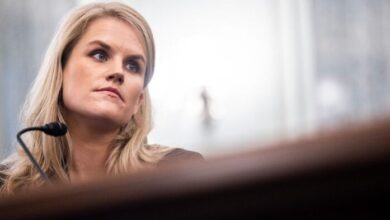 Facebook: "Τα τεράστια κέρδη πάνω από τους ανθρώπους. Δεν λογοδοτούν σε κανέναν" 16